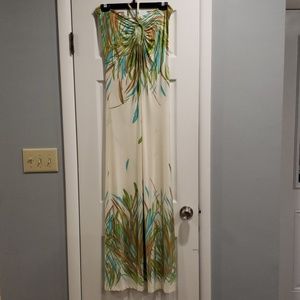 Beautiful strapless boutique dress